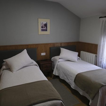 Hostal Restaurante Goya Piedrahíta Eksteriør bilde